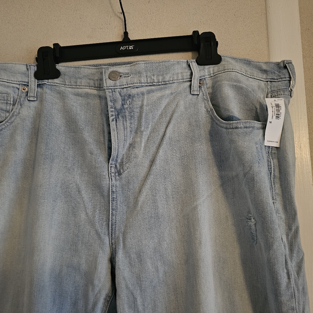 Jeans - Picture 2 of 5